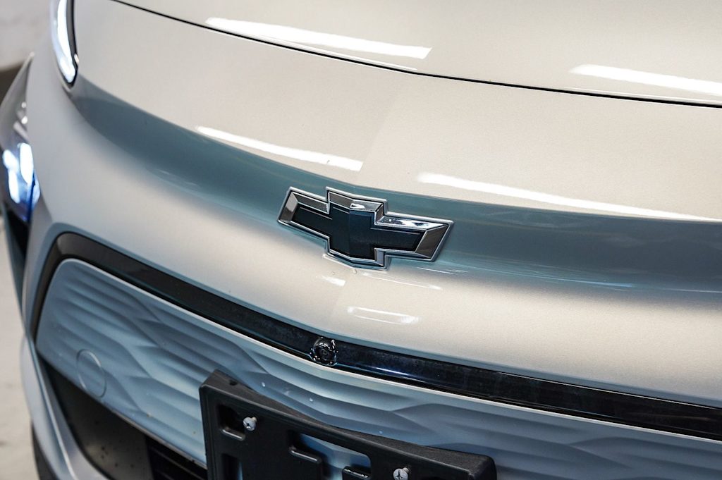 Thumbnail: 2023 Chevrolet Bolt EUV - 18