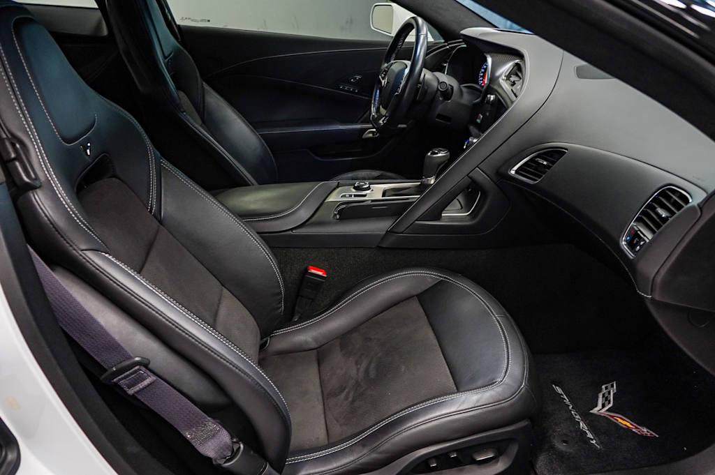 2016 Chevrolet Corvette Z51 9
