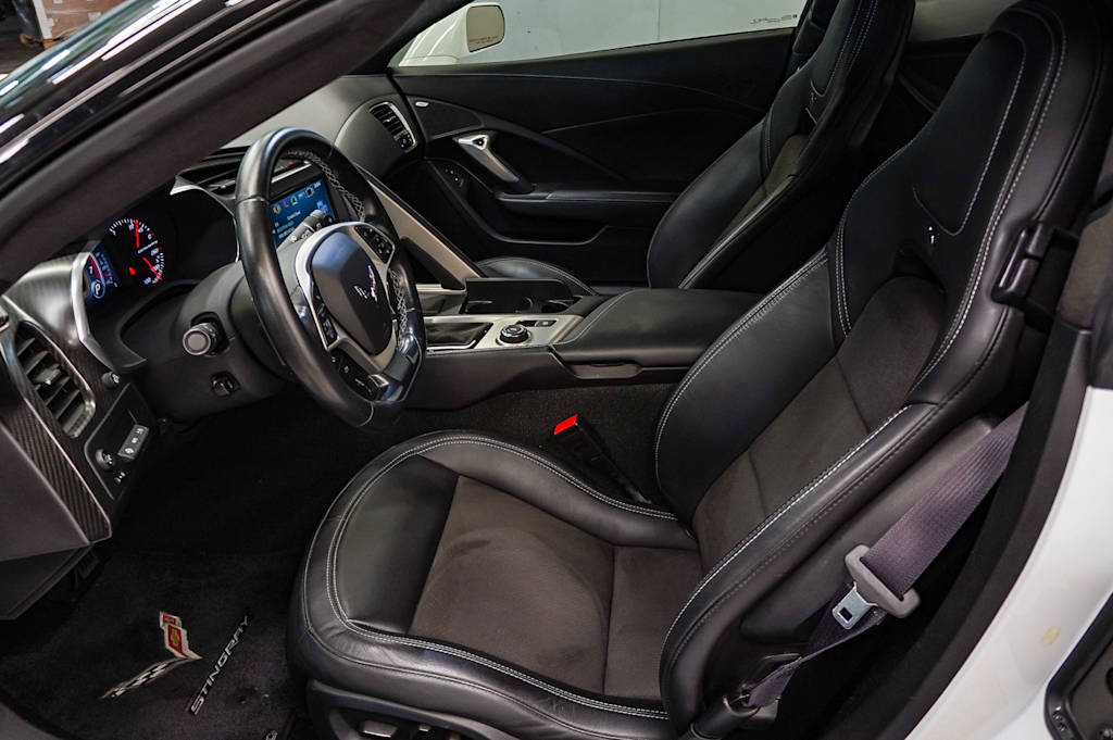 2016 Chevrolet Corvette Z51 10