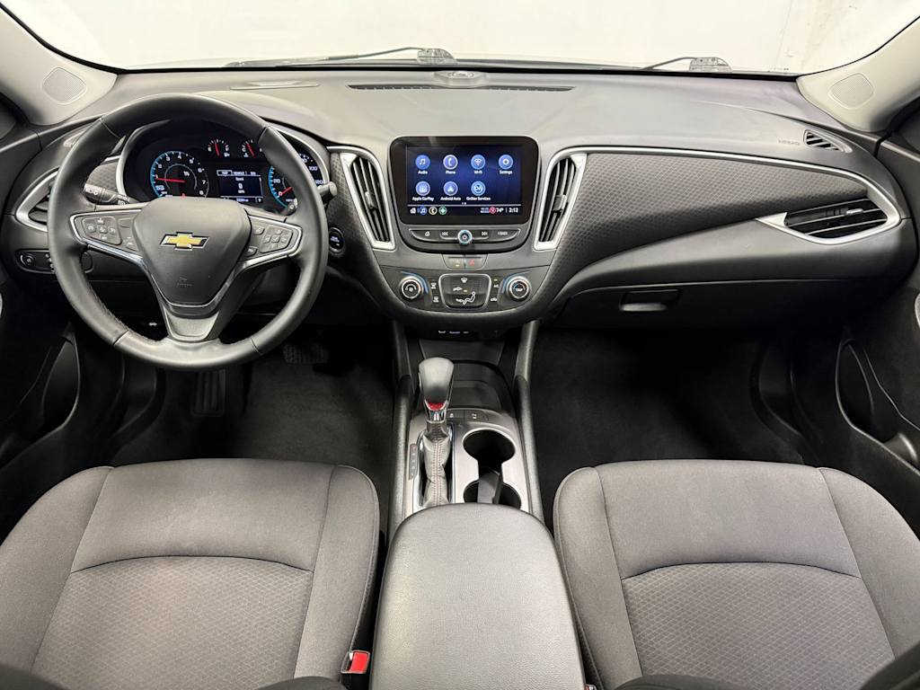 Thumbnail: 2025 Chevrolet Malibu - 2