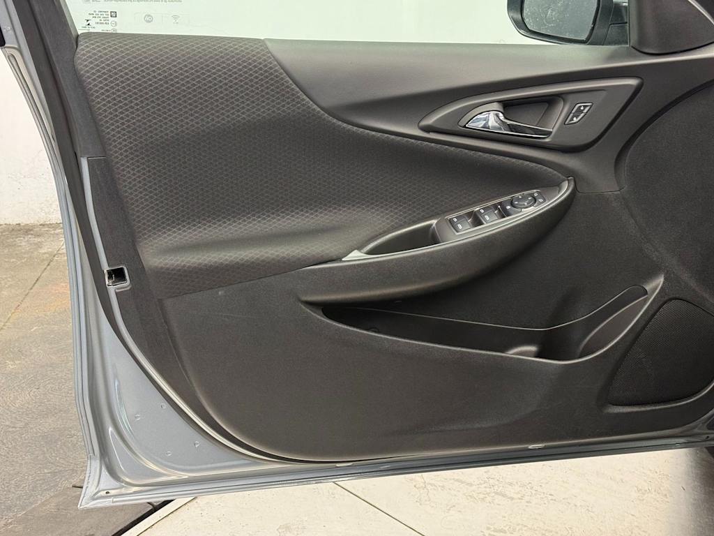Thumbnail: 2025 Chevrolet Malibu - 26