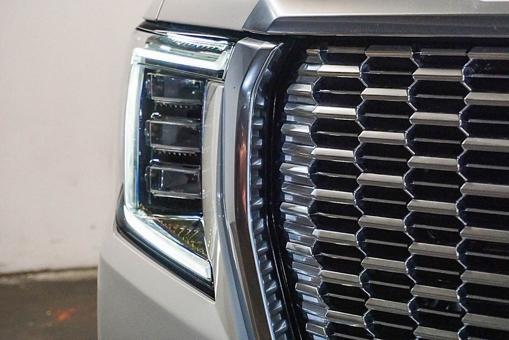 Thumbnail: 2021 GMC Yukon XL - 6