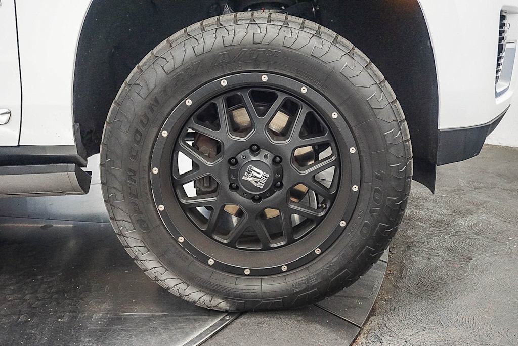 Thumbnail: 2021 GMC Yukon XL - 22