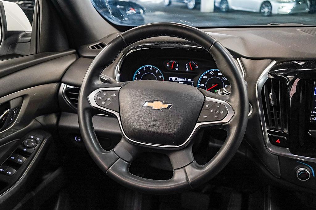 Thumbnail: 2023 Chevrolet Traverse - 8