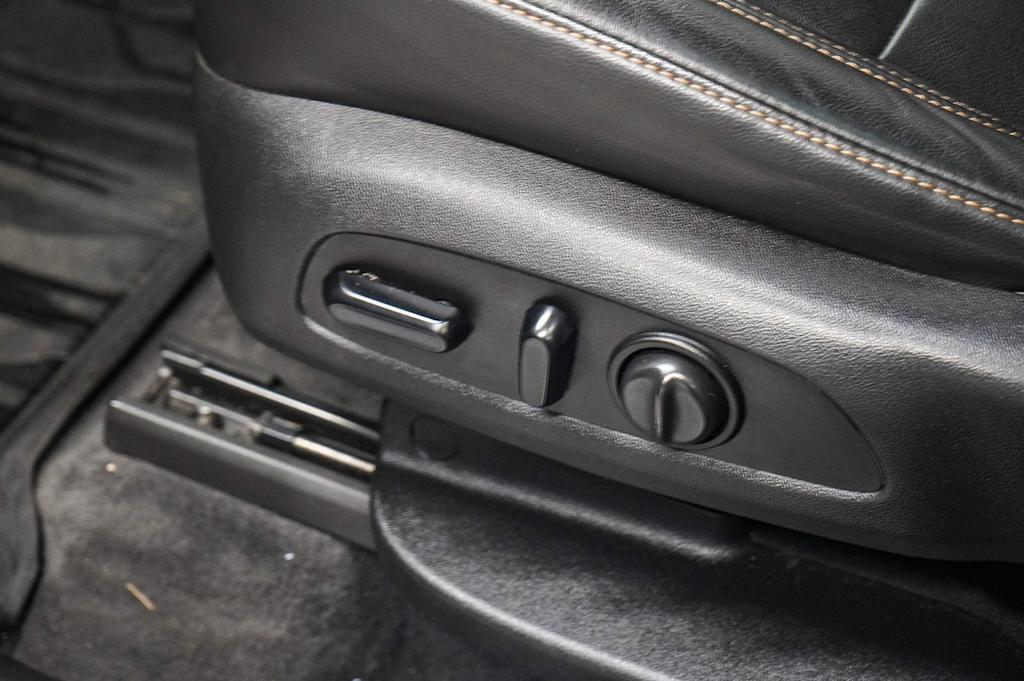 Thumbnail: 2020 Chevrolet Traverse - 26