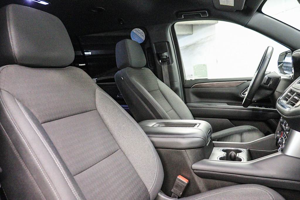Thumbnail: 2023 Chevrolet Suburban - 9