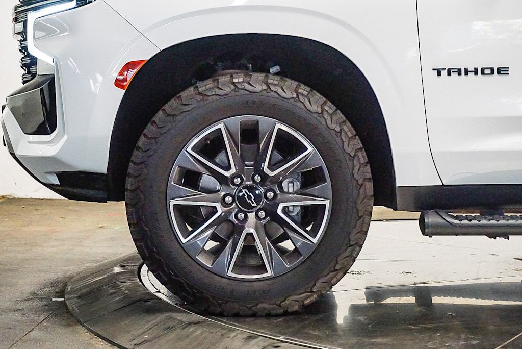 Thumbnail: 2022 Chevrolet Tahoe - 7