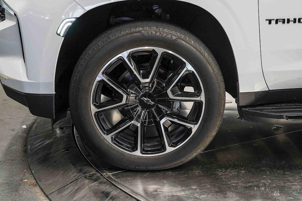 Thumbnail: 2024 Chevrolet Tahoe - 7