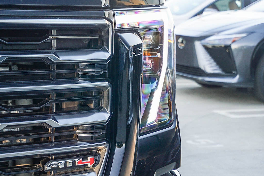 Thumbnail: 2025 GMC Sierra 2500 - 17