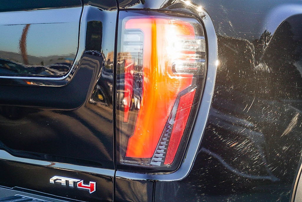 Thumbnail: 2025 GMC Sierra 2500 - 19