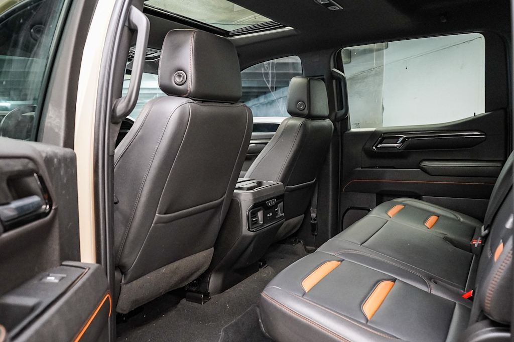 2023 GMC Sierra 1500 AT4 9