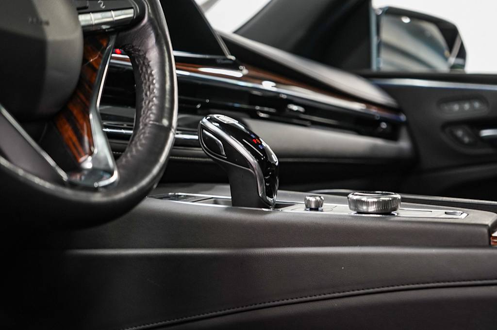 2023 Cadillac Escalade ESV Premium Luxury 13