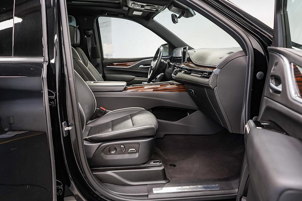 2023 Cadillac Escalade ESV Premium Luxury 24