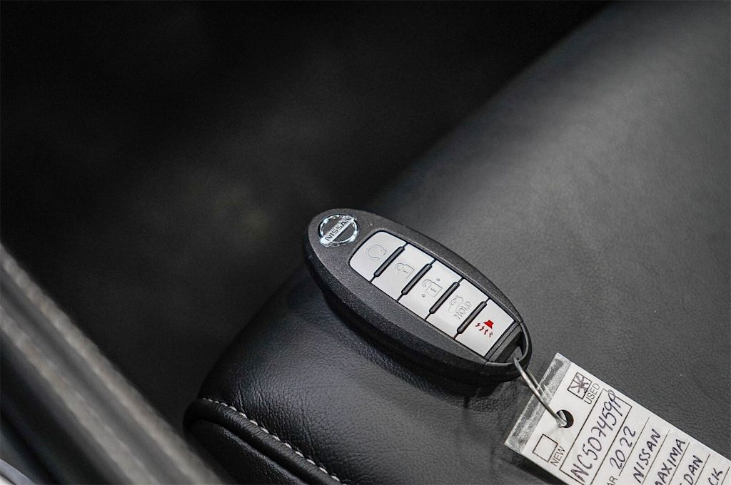 Thumbnail: 2022 Nissan Maxima - 17