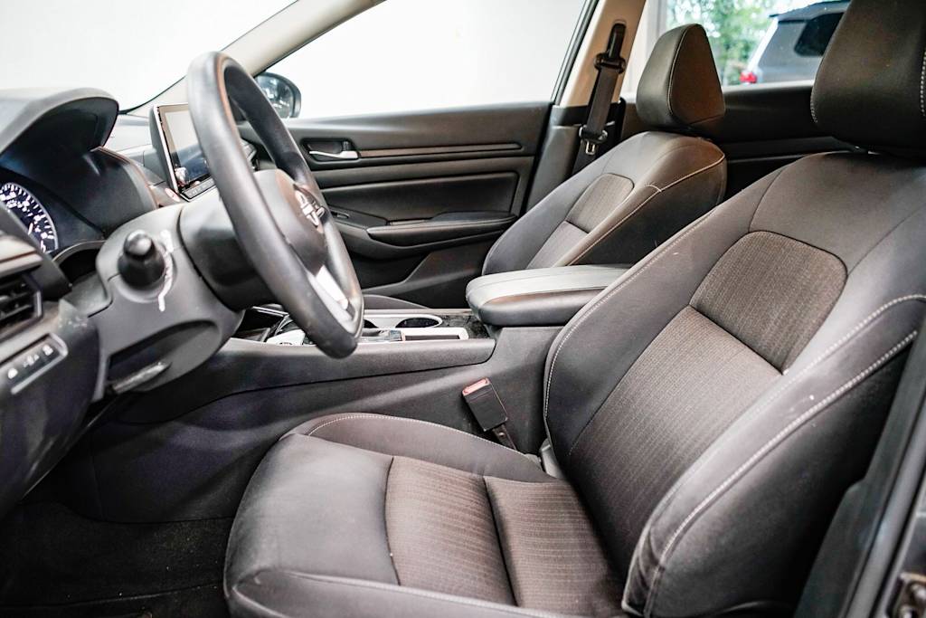 Thumbnail: 2024 Nissan Altima - 11