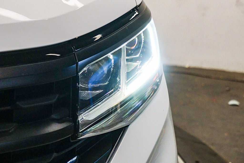 Thumbnail: 2023 Volkswagen Atlas - 20