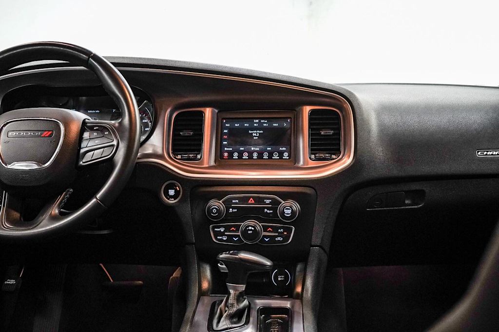 Thumbnail: 2022 Dodge Charger - 8