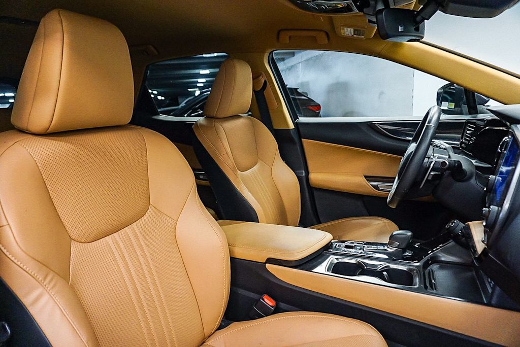 Thumbnail: 2024 Lexus ES - 8