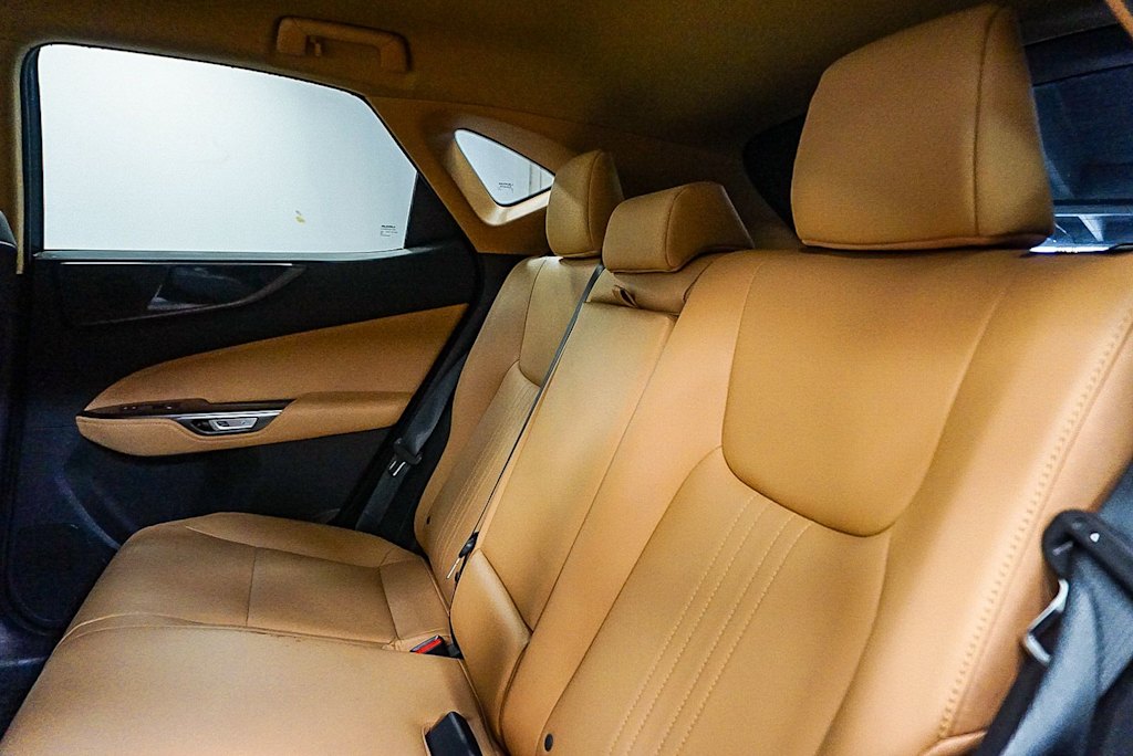 Thumbnail: 2024 Lexus ES - 24