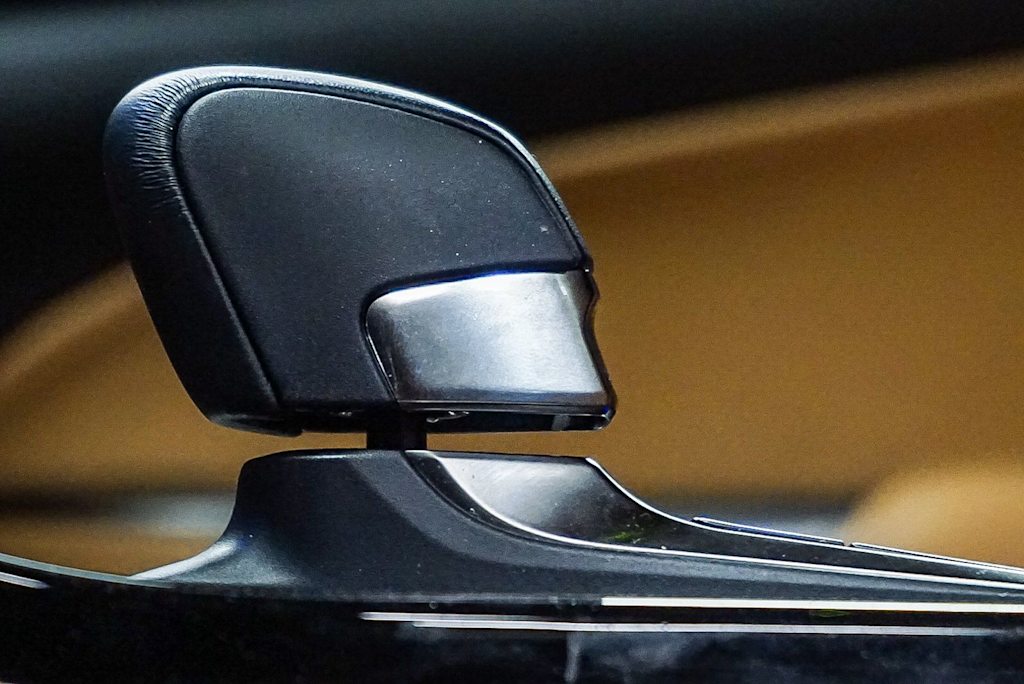 Thumbnail: 2024 Lexus ES - 13