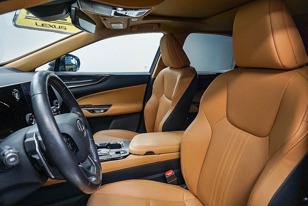 Thumbnail: 2024 Lexus ES - 9