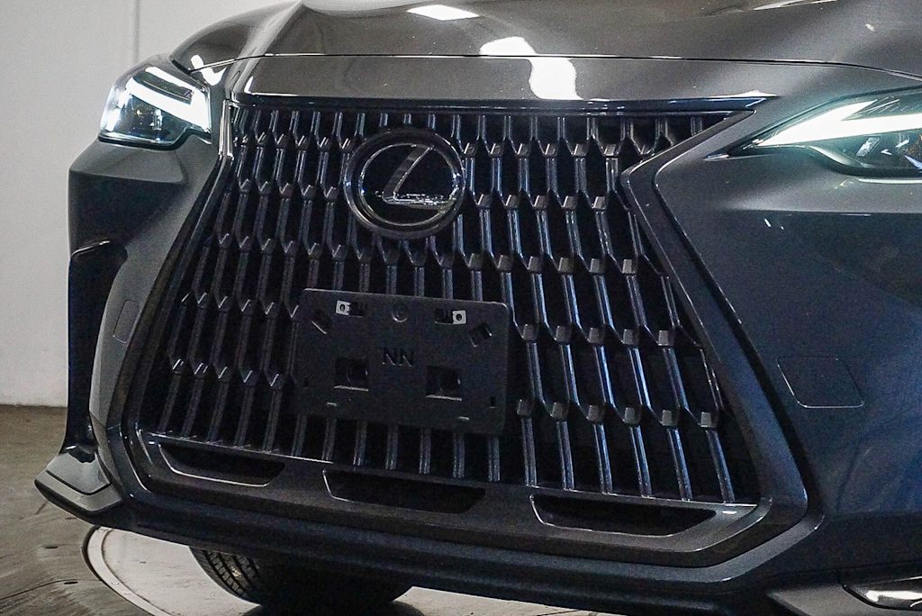 Thumbnail: 2024 Lexus ES - 19