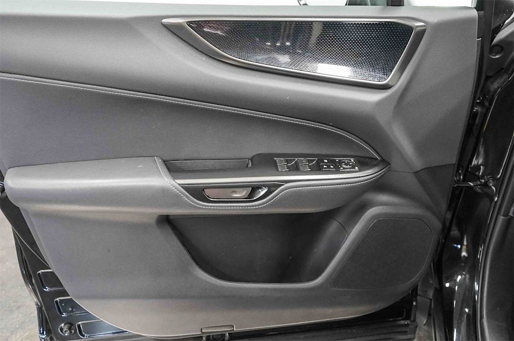 Thumbnail: 2025 Lexus ES - 26