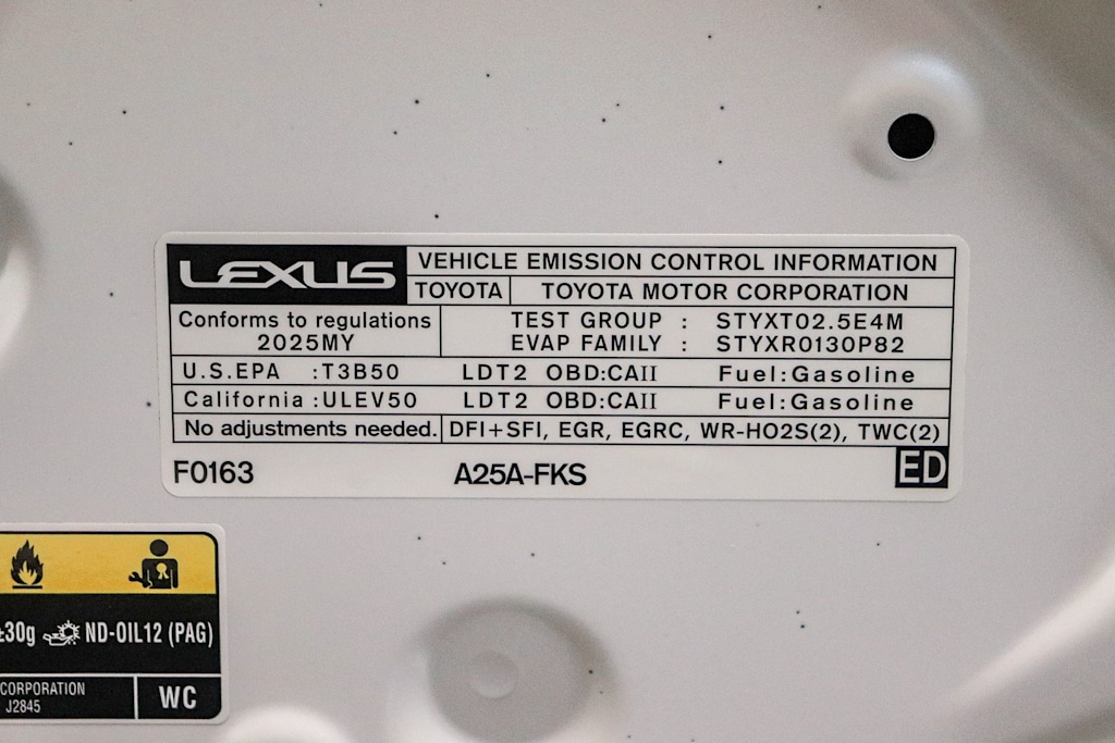 Thumbnail: 2025 Lexus ES - 16