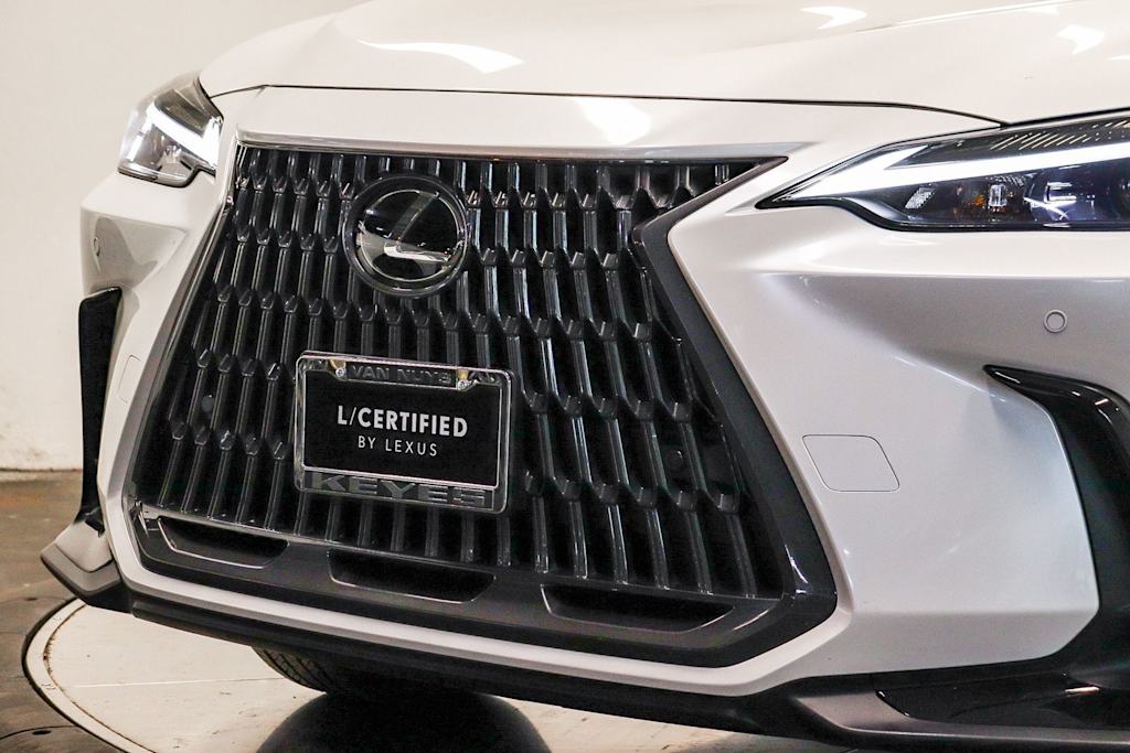 Thumbnail: 2025 Lexus ES - 21
