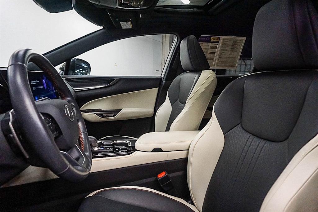 Thumbnail: 2024 Lexus ES - 10