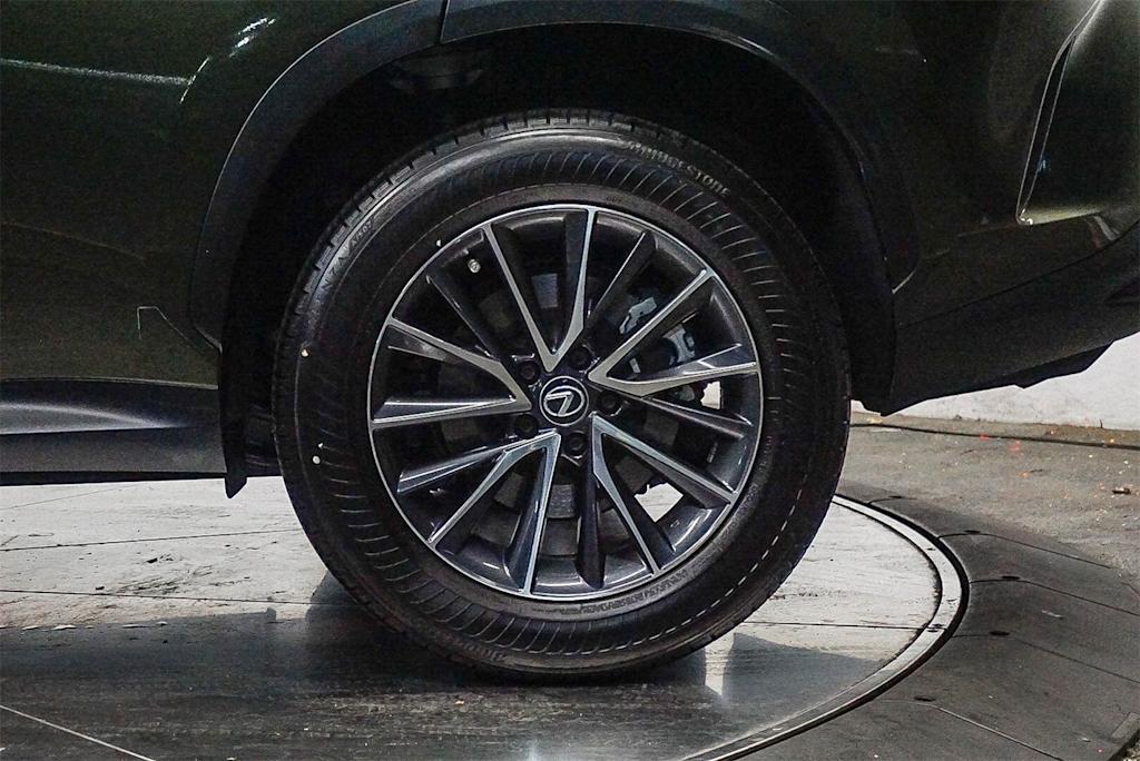 Thumbnail: 2024 Lexus ES - 21