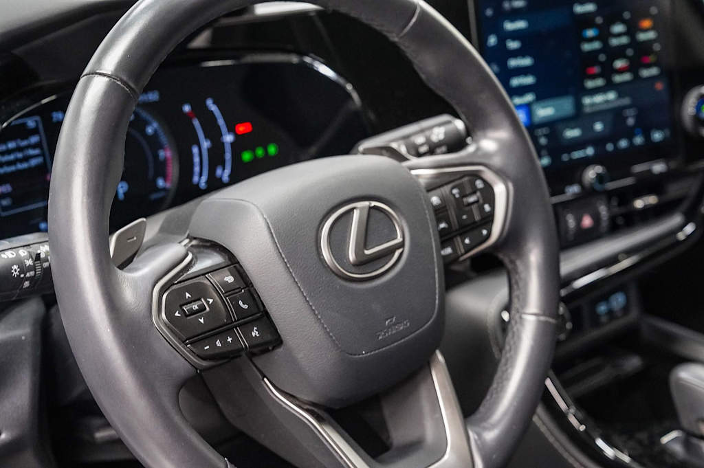Thumbnail: 2025 Lexus ES - 13