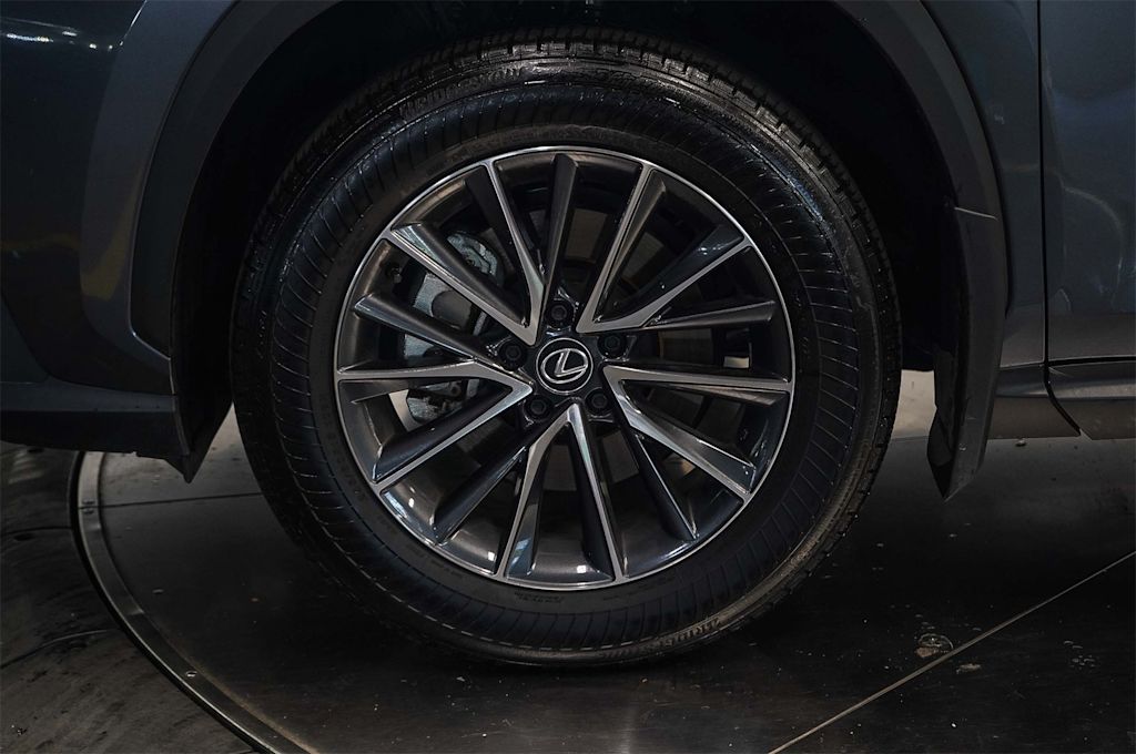 Thumbnail: 2025 Lexus ES - 6