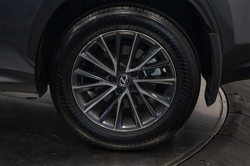 Thumbnail: 2025 Lexus ES - 20