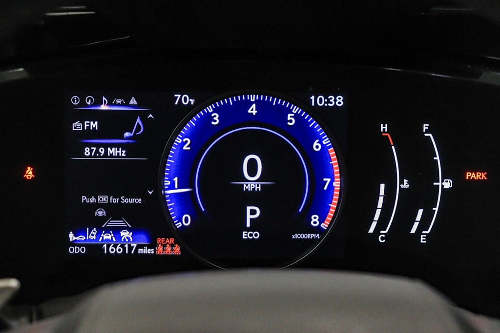 Thumbnail: 2024 Lexus ES - 14