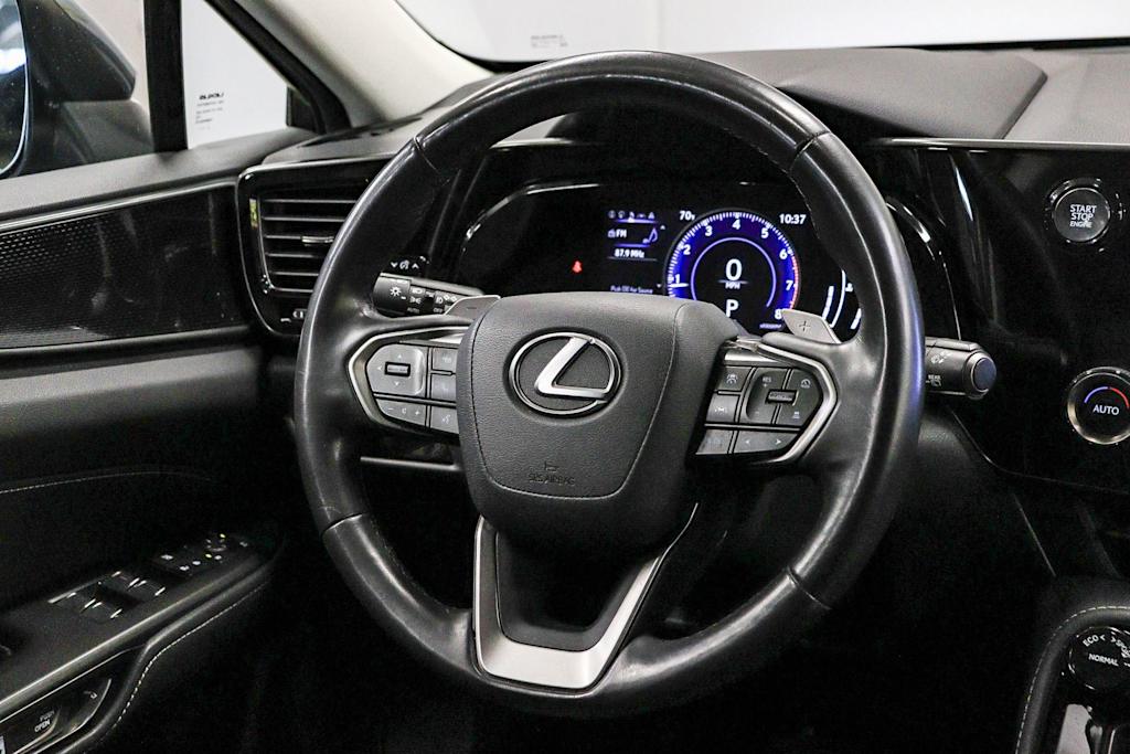 Thumbnail: 2024 Lexus ES - 8