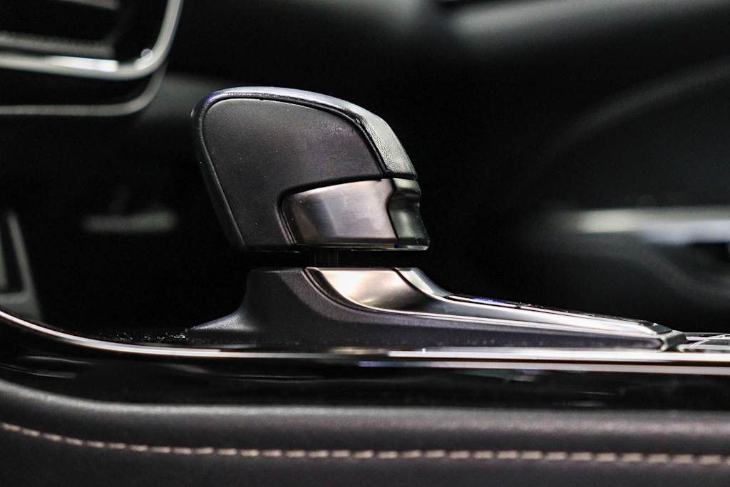 Thumbnail: 2024 Lexus ES - 13