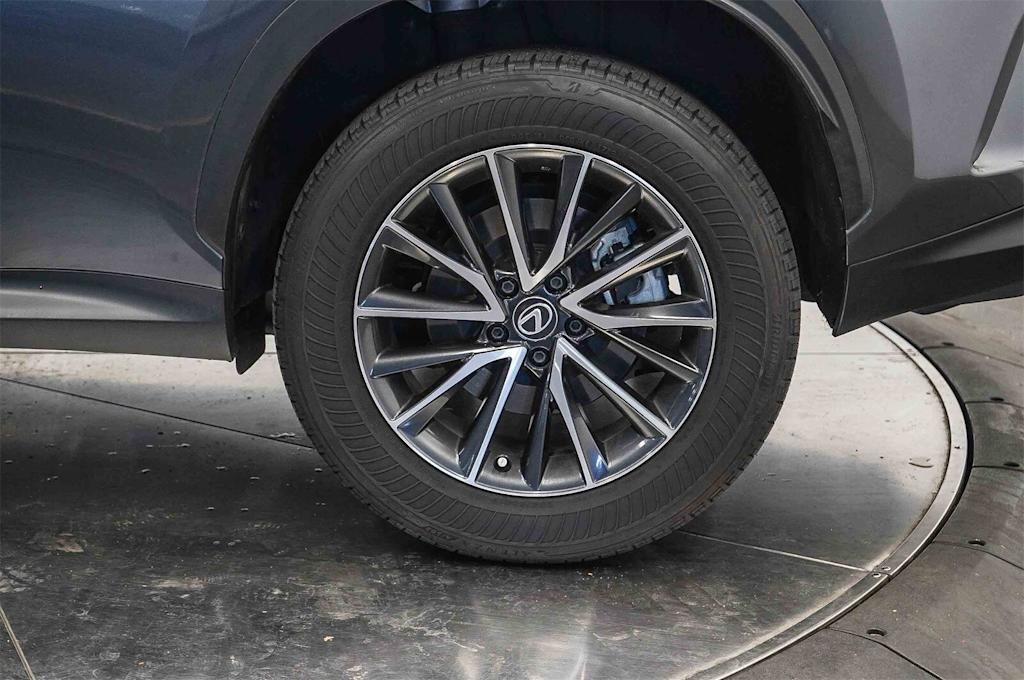 Thumbnail: 2024 Lexus ES - 22