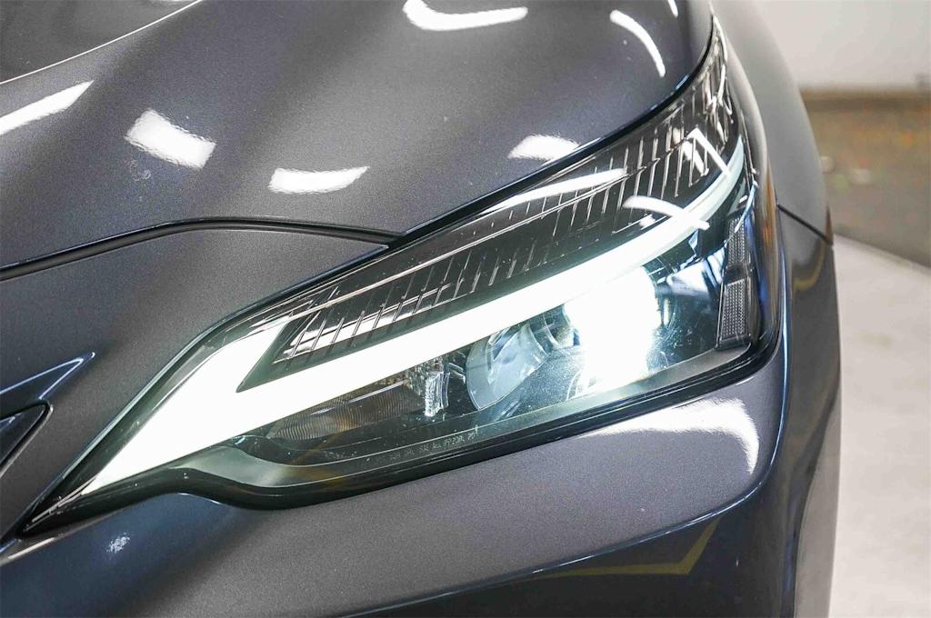 Thumbnail: 2024 Lexus ES - 21