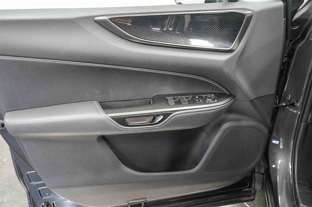 Thumbnail: 2024 Lexus ES - 26