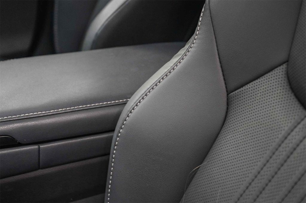 Thumbnail: 2024 Lexus ES - 25