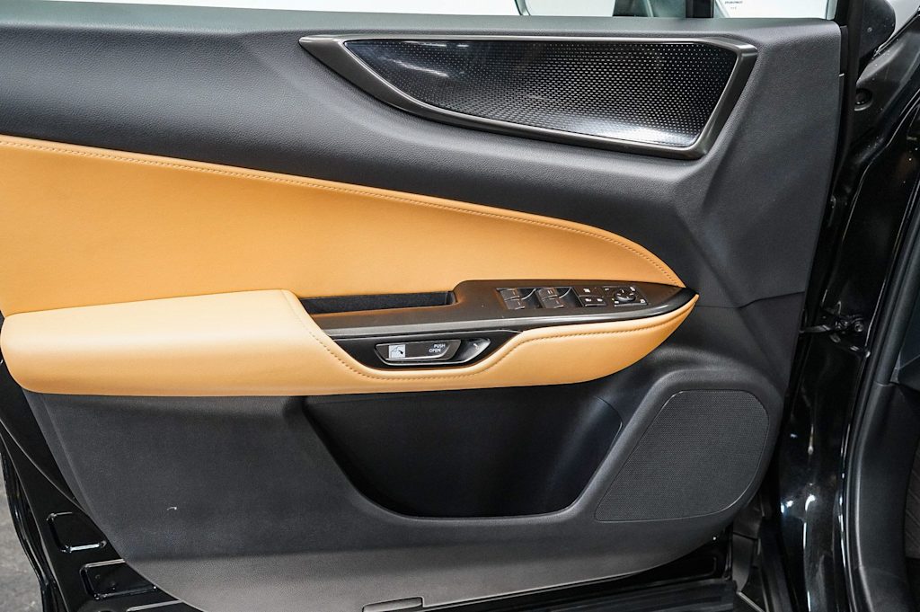 Thumbnail: 2024 Lexus ES - 26