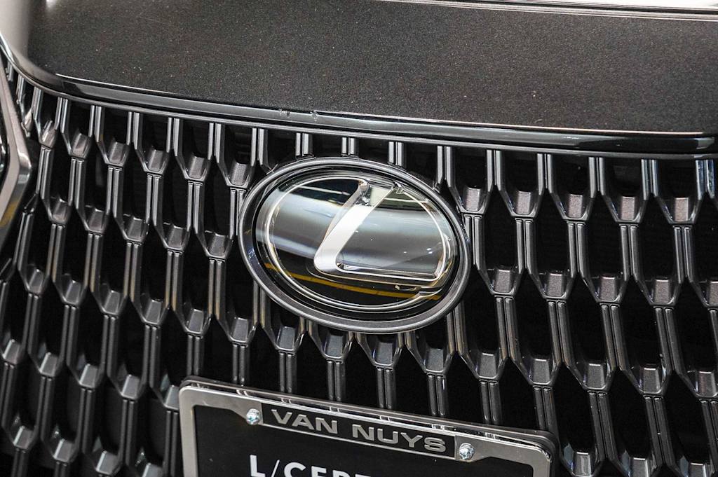 Thumbnail: 2024 Lexus ES - 5