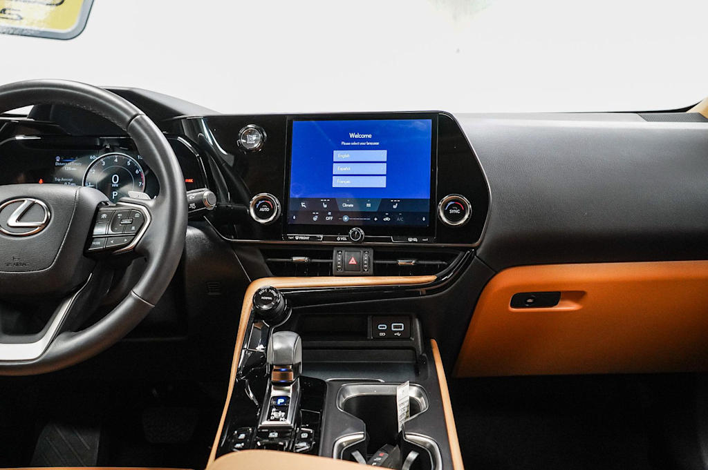 Thumbnail: 2024 Lexus ES - 6
