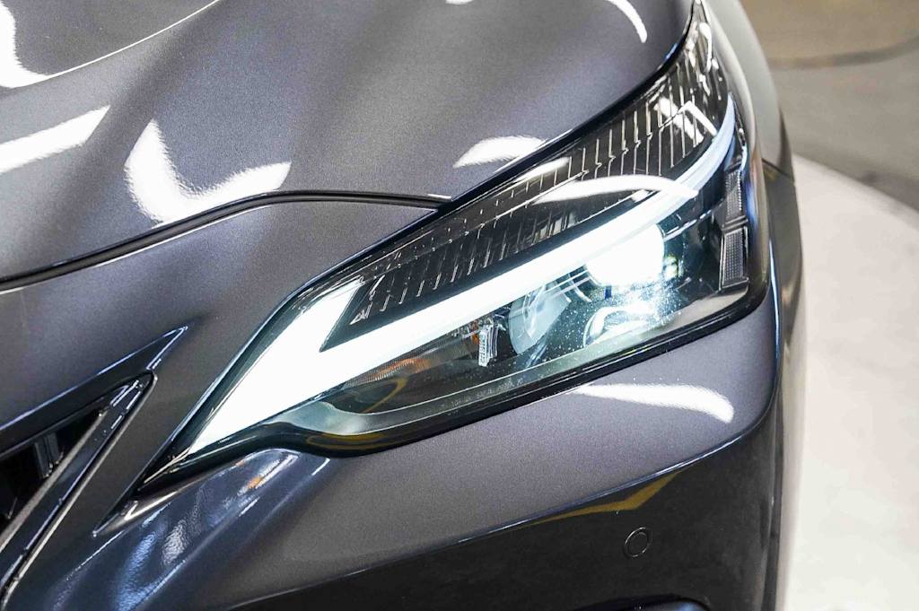 Thumbnail: 2026 Lexus ES - 21