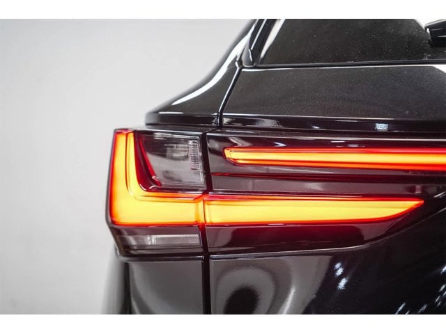 Thumbnail: 2024 Lexus ES - 21