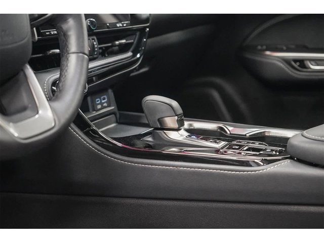 Thumbnail: 2024 Lexus ES - 11