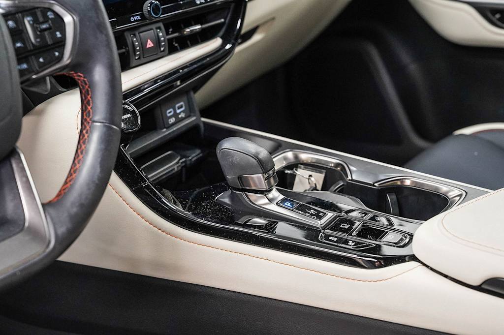 Thumbnail: 2024 Lexus ES - 14