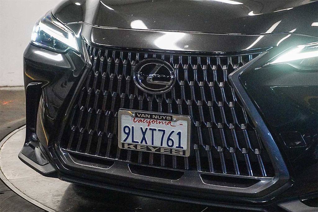 Thumbnail: 2024 Lexus ES - 19