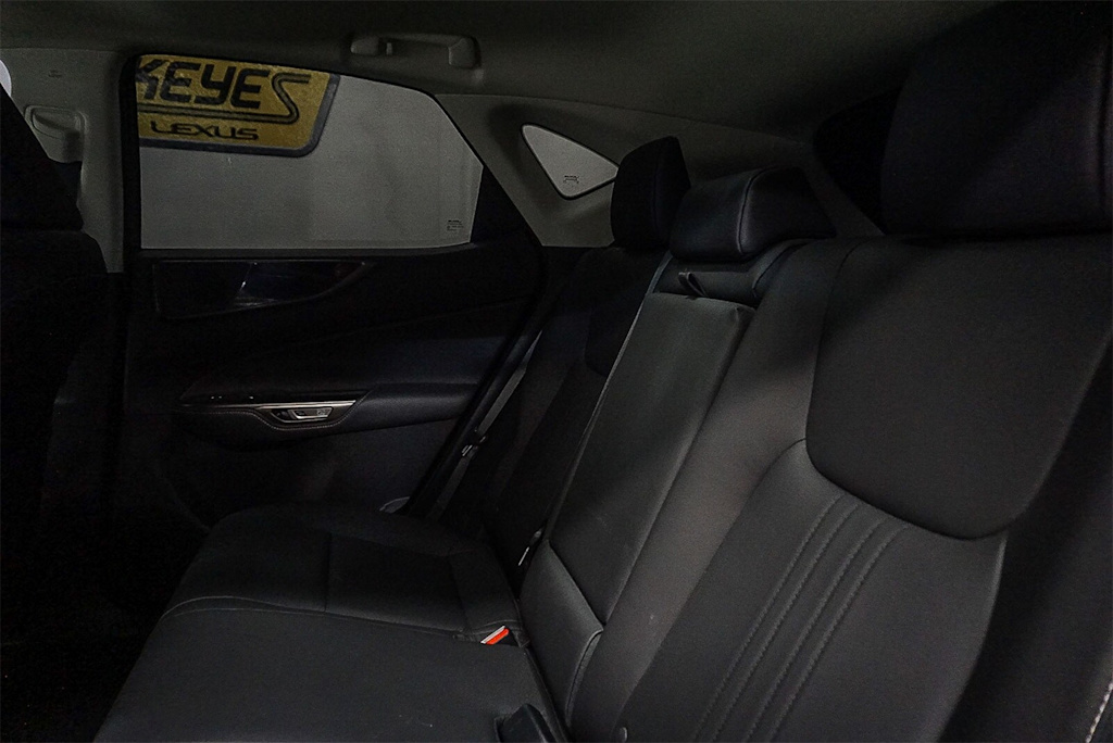 Thumbnail: 2024 Lexus ES - 10